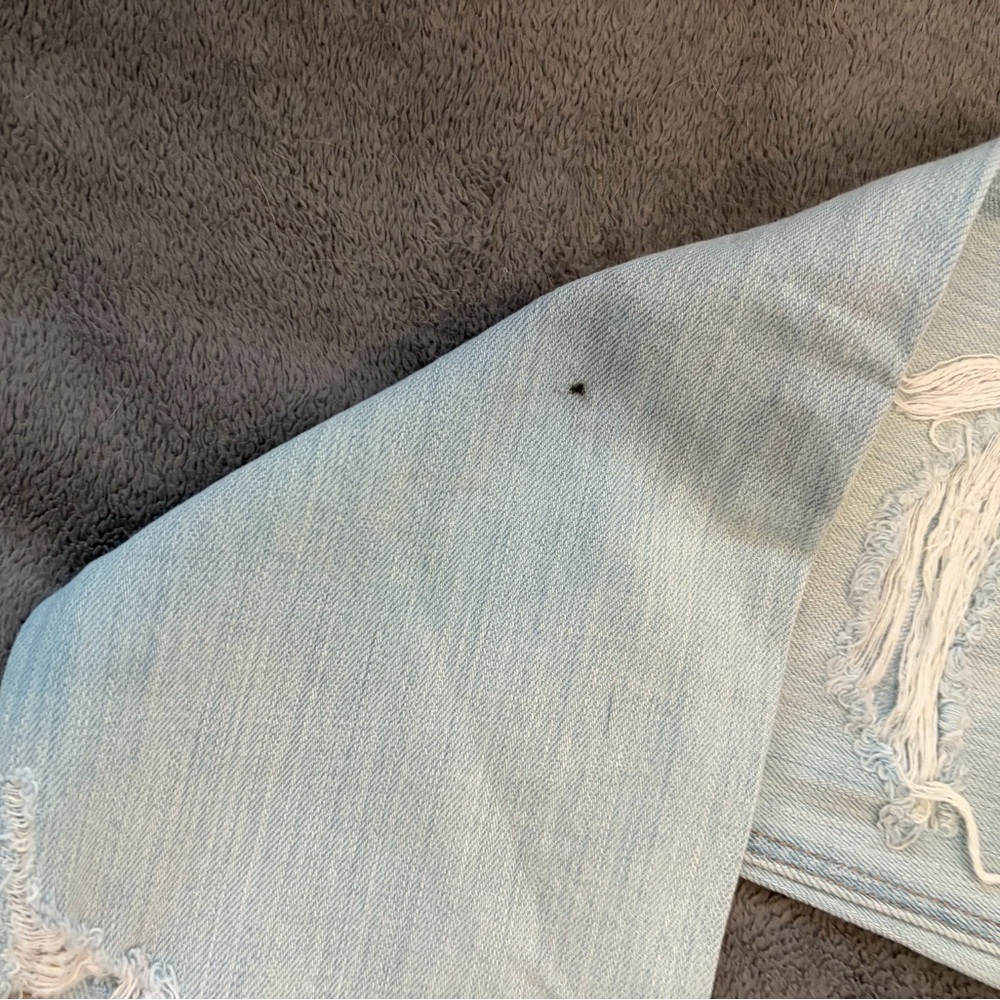 Distressed Light Blue Jeans - Picture 4 of 11
